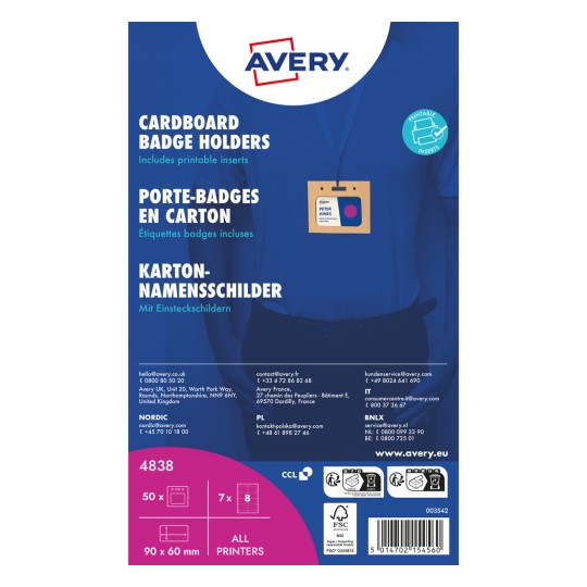 Balení kartonových držáků odznaků Avery s obrázkem jmenovky?