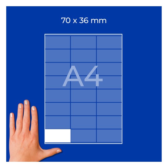 Mřížka na archu A4 se štítkem o rozměrech 70 × 36 mm a rukou vlevo dole?