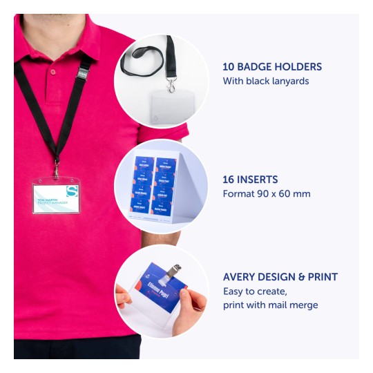 Obrázek zobrazuje osobu v růžovém polo tričku s držákem na jmenovky kolem krku. Zdůrazňuje držáky na jmenovky, vložky a návrhové možnosti pro tvorbu vlastních jmenovek.