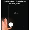 Obrázek ukazuje ruku vedle tabulky velikostí štítků, která uvádí rozměry 60 x 59,5 mm, s odkazem na velikost A4.