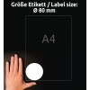Obraz zobrazuje ruku vedle papíru formátu A4 s označením velikosti kruhového štítku Ø 80 mm na tmavém pozadí.