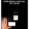 Obrázek zobrazuje ruku vedle role etiket. Velikost etikety je uvedena jako 101 x 54 mm a je viditelná bílá plocha etikety. Kontext se týká označování.