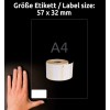 Obrázek zobrazuje ruku vedle role prázdných štítků, což ukazuje velikost štítku 57 x 32 mm a formát A4.