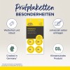 Obrázek zobrazuje produkt nazvaný 'Prüfplaketten' od Avery Zweckform, který obsahuje vodotěsné inspekční štítky s prostorem pro vyplnění roku, navržené v Německu. Produkt zdůrazňuje svou robustnost, klimatickou neutralitu a všestrannost.